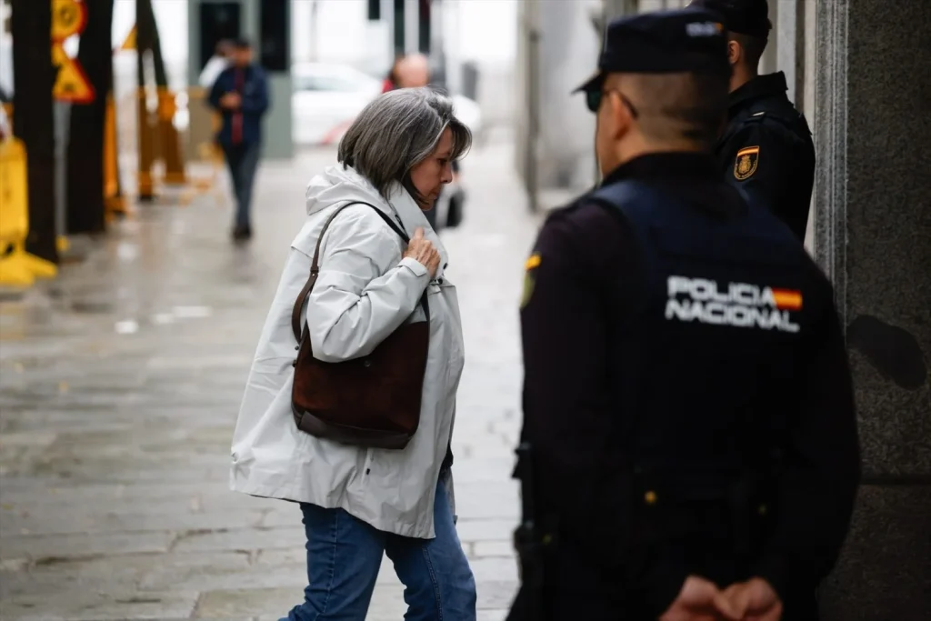 Caso Koldo: Las dos contradicciones de la secretaria del PSOE y el lío para el partido 1 Moncloa EuropaPress 7063518 trabajadora secretaria organizacion psoe celia rodriguez llegada tribunal Moncloa