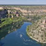Miguel Salas (45), guía naturalista, recomienda: ‘Las Hoces del Duratón son el secreto mejor guardado de Segovia; el mirador de San Frutos impresiona incluso a los madrileños que ya no se sorprenden por nada’