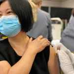 Dr. Javier Cortés (54), neumólogo, nos alerta: «La gripe de este invierno será un 340% peor que la pasada; Japón ya declaró epidemia hace dos meses y aquí ni hemos empezado la vacunación»