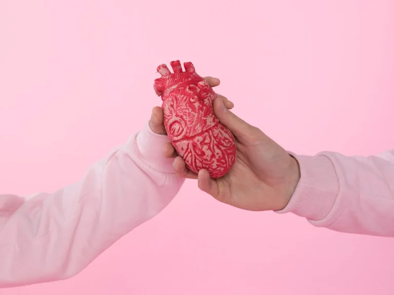 Aurelio Rojas (35 años), cardiólogo: «La primera causa de muerte a nivel mundial son las enfermedades cardiovasculares»