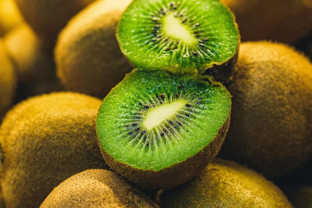 El kiwi es una fruta exótica con múltiples ventajas 