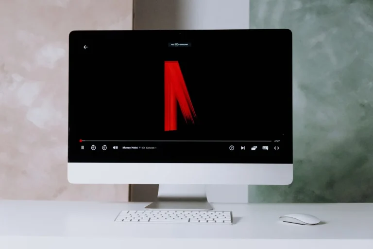 Adiós Netflix y Hulu: «ChatGPT convirtió mi portátil en un centro multimedia completo»: Fabián Gómez (37), informático, revela cómo configurarlo correctamente