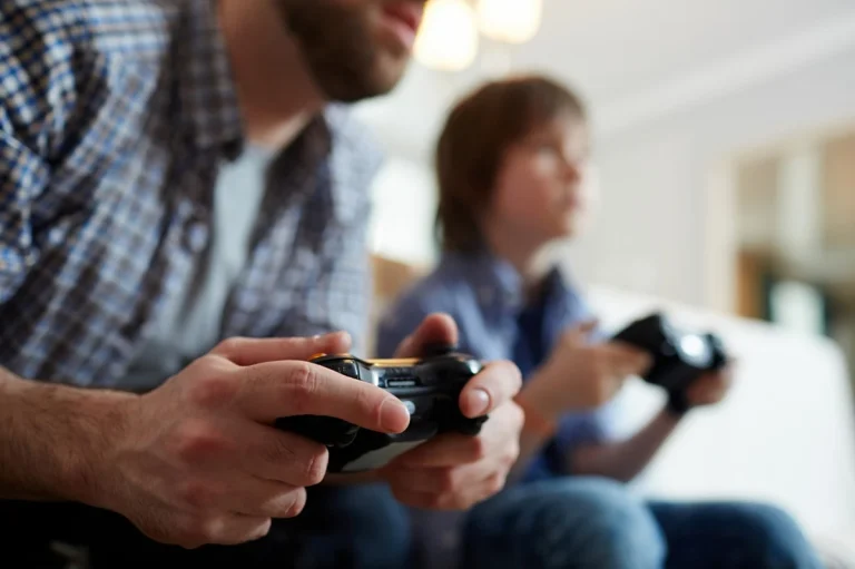 Educar en sostenibilidad: por qué las consolas de segunda mano son una gran lección para los niños