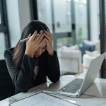 “Olvídate del estrés laboral en 60 segundos”: Marian Diez (29), psicóloga, revela el método eficaz para disminuir la presión al instante