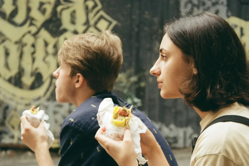“Olvídate del estrés laboral en 60 segundos”: Marian Diez (29), psicóloga, revela el método eficaz para disminuir la presión al instante 1 Moncloa La dieta influye en tus niveles de estrés