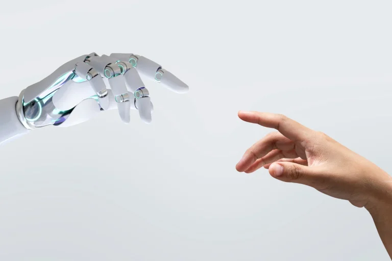 "Tu currículum lo lee un robot, no una persona": Alejandro Pérez (46), director de RRHH, desvela las palabras clave que debes usar para que la IA no te descarte en 3 segundos