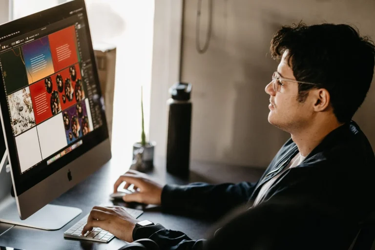 Javier Bastidas (45), informático: “KlingAI desplaza a Sora con resultados profesionales que igualan horas de trabajo en Adobe Premiere y usarla es gratis”