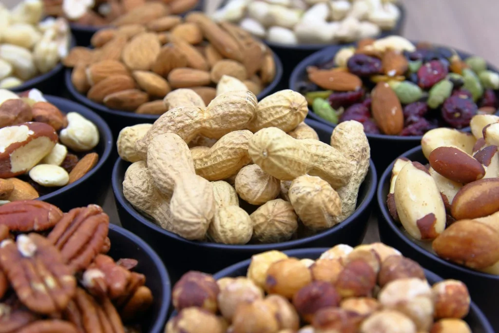 Dr. Miguel Torres (45), médico internista: “El magnesio es clave para la salud y con estos 10 alimentos lo consigues sin gastar en farmacias” 1 Moncloa Alimentos cargados de magnesio que necesitas en tu dieta