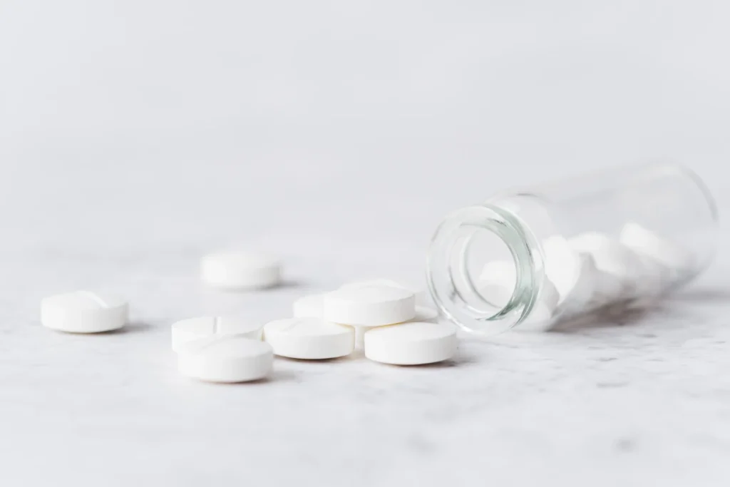 El paracetamol es una ruleta rusa: Farmacéutica Amparo Rojas (52) alerta: "Mezclado con este ansiolítico común, la sobredosis es mortal con solo 2 pastillas" 2 Moncloa La clave para evitar una tragedia con el paracetamol no reside en demonizarlo y dejar de usarlo, sino en conocer sus líneas rojas y consultar siempre a un profesional sanitario. Fuente: Freepik