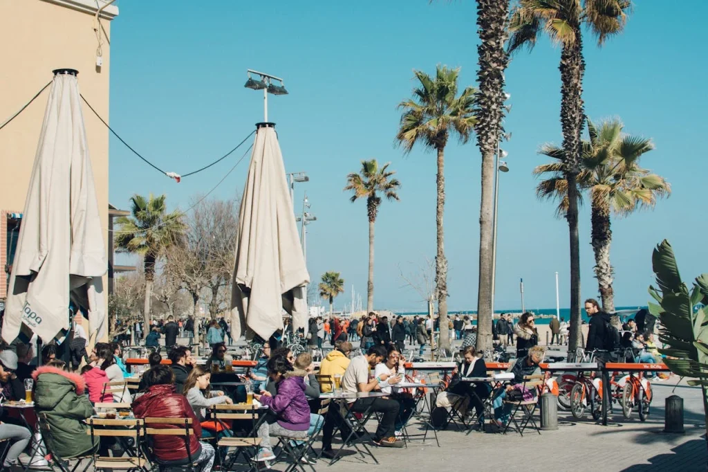 Aunque La Rambla es el epicentro mediático de estos sucesos, el peligro se extiende por muchos otros puntos neurálgicos de la ciudad.