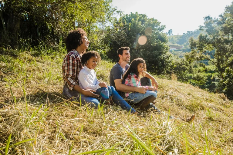 Marta Ríos (58), inspectora de turismo rural, sobre la estafa de la casa rural perfecta: "Si ves esta palabra en el anuncio, huye, es una ruina garantizada"de alquileres rurales que disfrazan problemas graves de la vivienda.