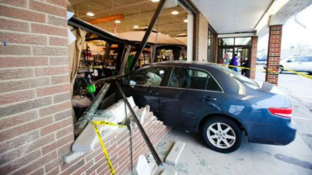 El robo de una tonelada de hachís a una banda albanokosovar detrás del secuestro del "Niño Juan" 1 Moncloa Alunizaje 2089001116 8960973 1300x731 1024x576 1 Moncloa