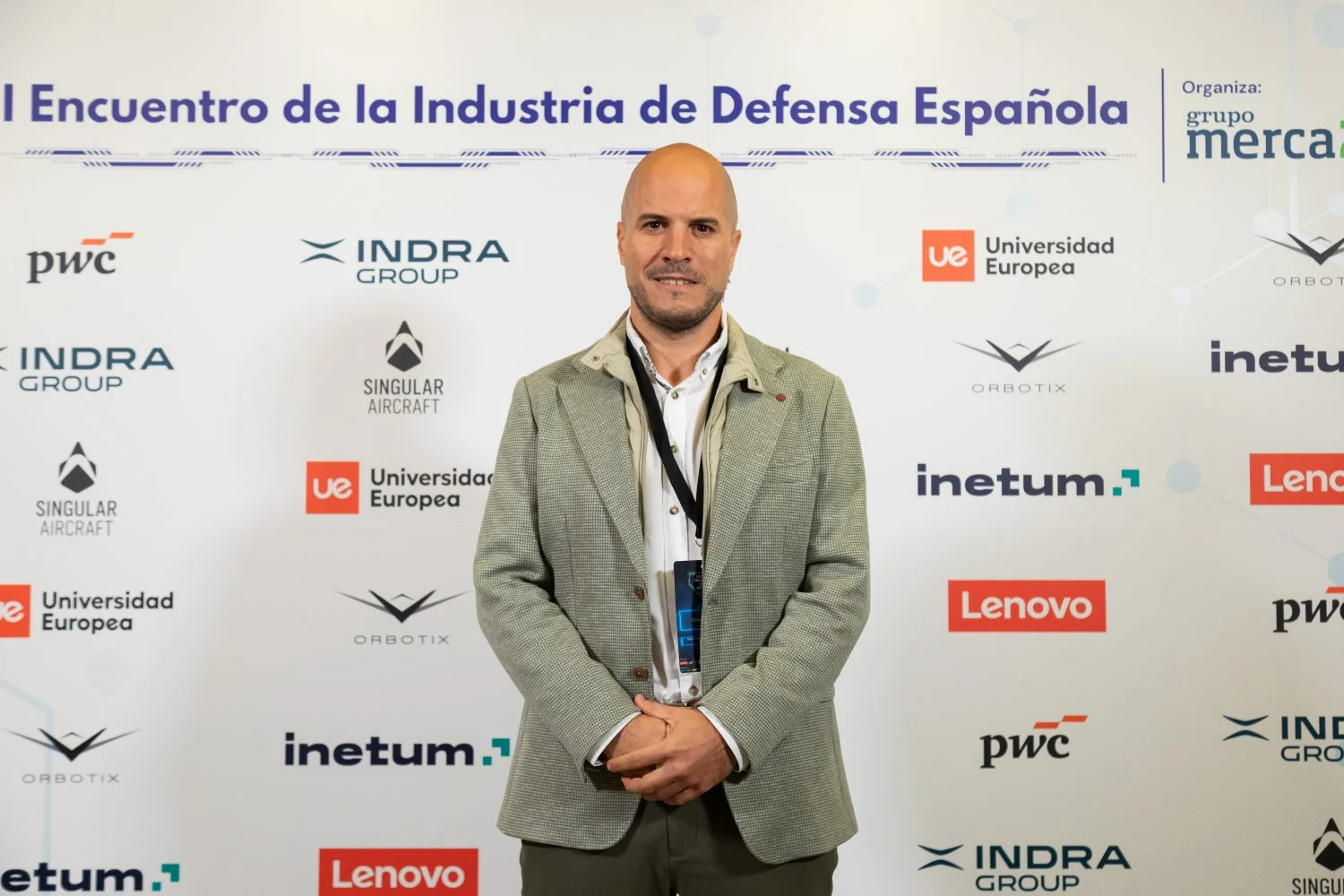 Carlos Hernández Mendez, Responsable de Cuentas Estrategicas AAPP LENOVO, en el I Encuentro de la Industria de Defensa Española Carlos Hernández Mendez, Responsable de Cuentas Estrategicas AAPP LENOVO, en el I Encuentro de la Industria de Defensa Española