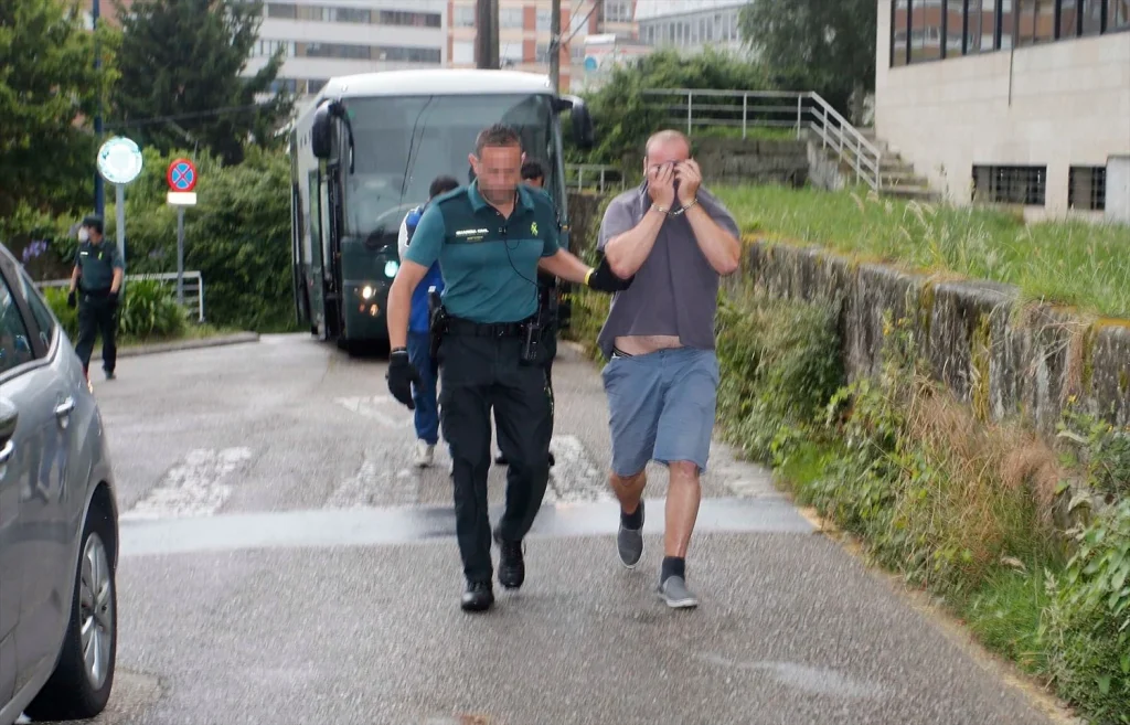 El PP desconfía del PSOE en su lucha por endurecer el Código Penal contra los reincidentes 2 Moncloa EuropaPress 4535091 guardia civil pasa disposicion judicial detenidos operativo antidroga 23 Moncloa