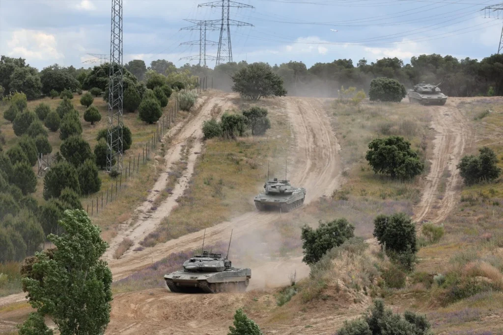 Este es el papel de la Brigada 'Guadarrama' XII en su misión en el Líbano 1 Moncloa EuropaPress 5966785 tanques militares brigada guadarrama xii base militar goloso 17 mayo 2024 Moncloa