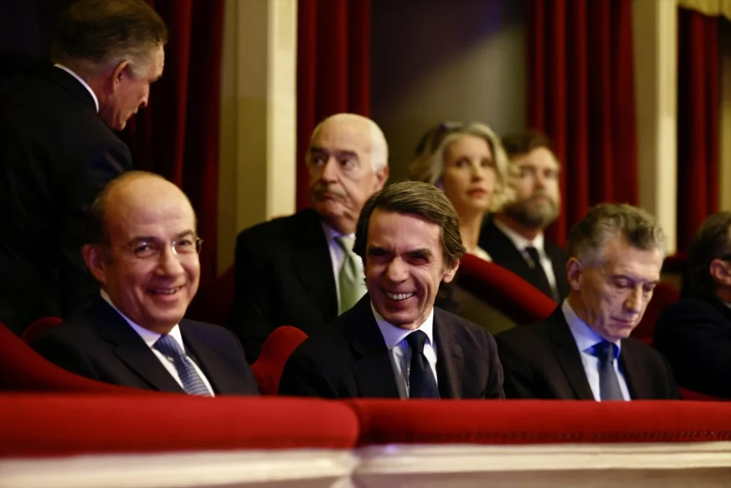 Felipe Calderón: Geografía de un luchador contra la polarización política 2 Moncloa EuropaPress 6742017 i d expresidente mexico felipe calderon expresidente gobierno jose maria Moncloa