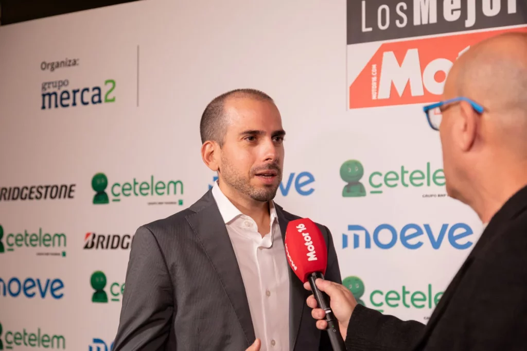 Premios Motor16 2025: reconocimiento a un sector clave en plena transformación histórica 2 Moncloa Francisco Javier Tejedor de Valvoline entrevistado por Gregorio Arroyo de Motor16. Premios Motor 16 026 1024x682 1 Moncloa