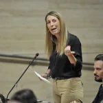 María Guardiola se juega su futuro en un 21D en el que ganar ya no es suficiente