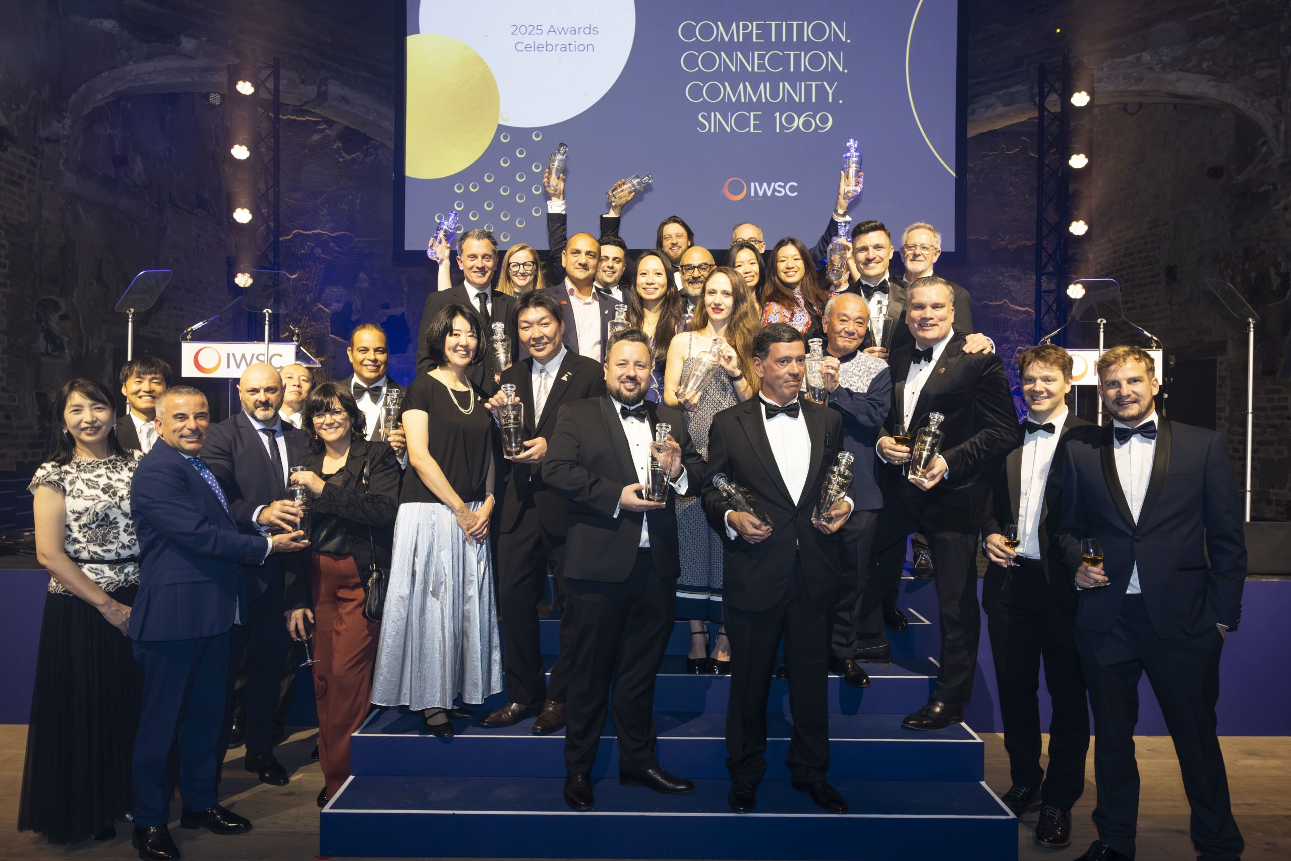 Paco & Lola recibe el White Wine Producer Trophy 2025 como mejor bodega productora de vino blanco del mundo 1 Moncloa Paco & Lola recibe el White Wine Producer Trophy 2025 como mejor bodega productora de vino blanco del mundo