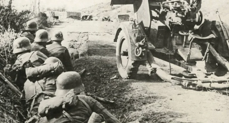 «Ni un paso atrás»: la resistencia de los soldados españoles en Krasny Bor contra el Ejército Rojo