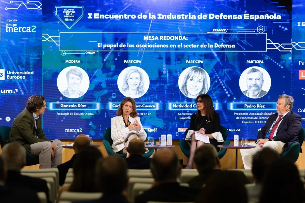 Mesa El Papel de las Asociaciones de Defensa Moncloa