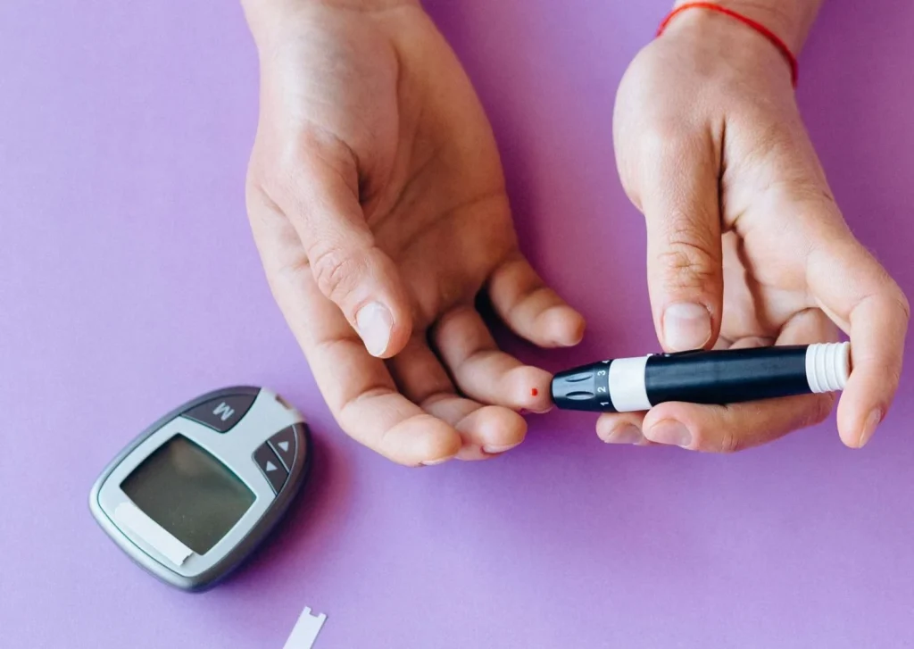 Beneficios metabólicos y hormonales del ayuno intermitente