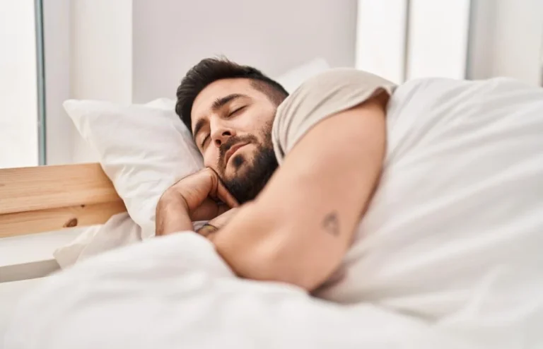 Te aclaramos si con la creatina se duerme mejor o es un bulo