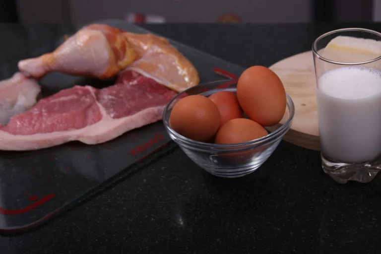 “Una alimentación rica en proteínas es la clave para una vida más saludable”: Dra. Andrea Herrera (39), dietista, comparte cómo incluirla en la dieta