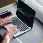 David Moreno (41), hacker gubernamental, revela cómo crear contraseñas seguras: “usar tus datos personales es el error más común y el más peligroso”