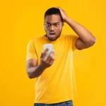 “Con eliminar el chat y la foto de tu móvil no es suficiente”: Samuel Pedraza (36), hacker ético revela cómo desaparecer todo rastro de Internet