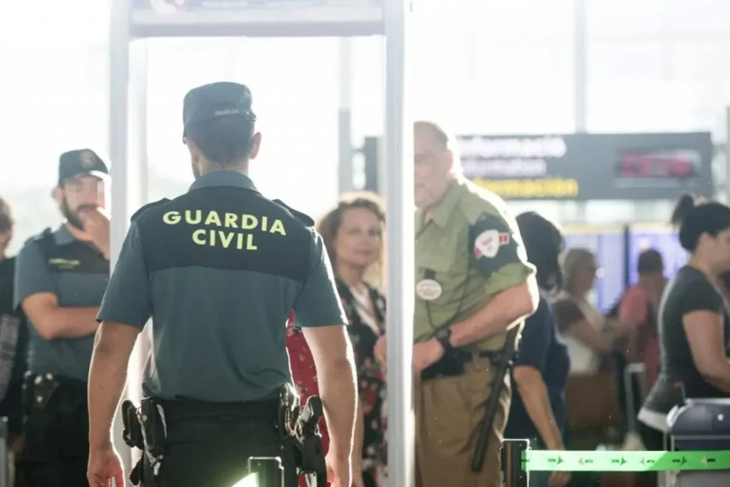 Colaborar con la Guardia Civil es clave 