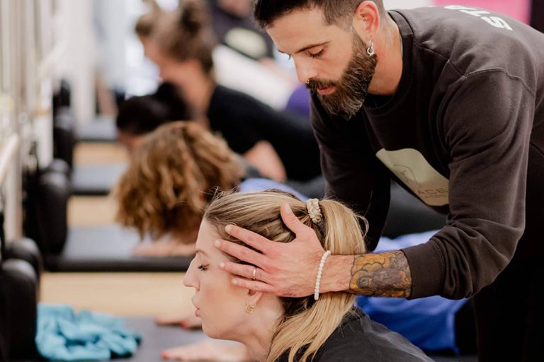 Cómo el Pilates máquinas mejora la movilidad y el bienestar en todas las etapas de la vida