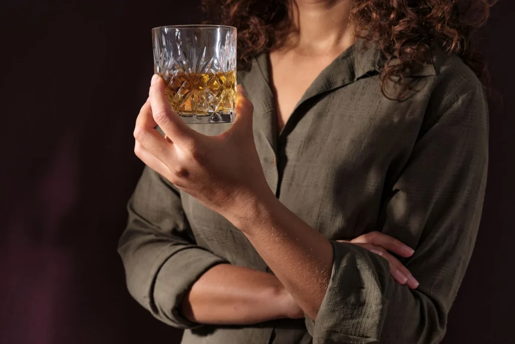 El alcohol suprime la autofagia: el proceso donde tu cuerpo elimina toxinas 