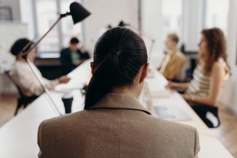 Steelter y Servitalent fortalecen su alianza para impulsar la gestión del talento con analítica avanzada