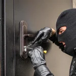 Si tu piso está en planta baja estas en peligro: ladrones confiesan cómo eligen qué apartamentos atacar en tu edificio