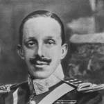 La bomba en el ramo de flores que casi mata a Alfonso XIII el día de su boda: 23 muertos en la calle Mayor de Madrid