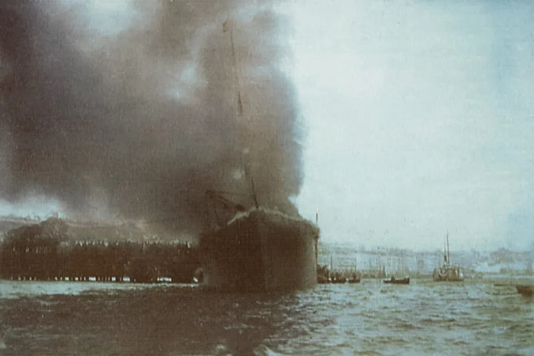 La explosión que borró el centro de Santander: 590 muertos cuando estallaron 1.700 cajas de dinamita ocultas en un barco