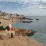 Conoce el rincón catalán que supera al Caribe: Ni playas ni calas lo tocan