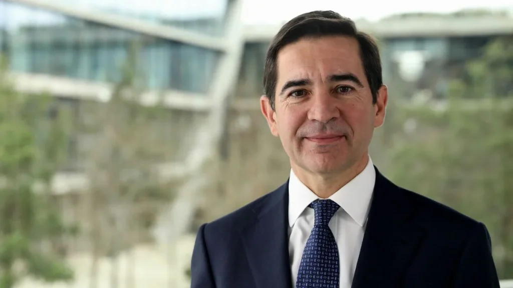 Carlos Torres Vila Moncloa