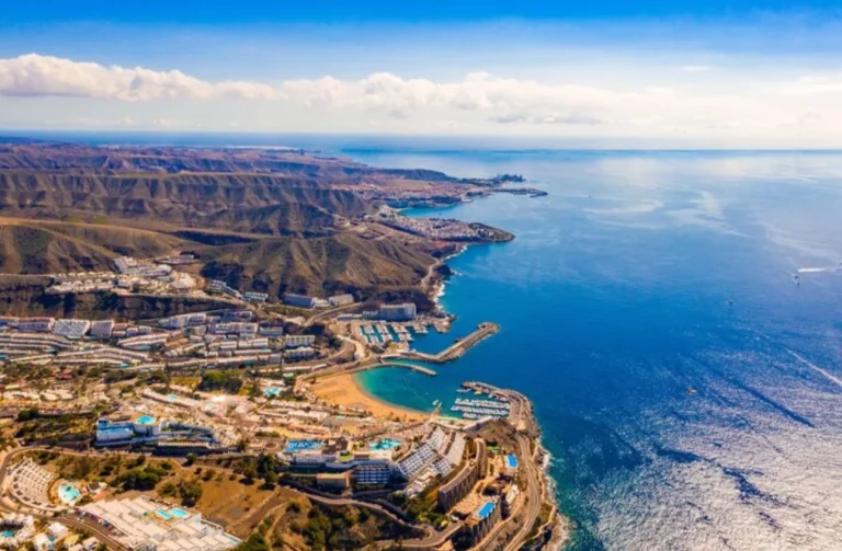 Gran Canaria acogerá la Navidad más brillante de España tras ganar el concurso de Ferrero Rocher