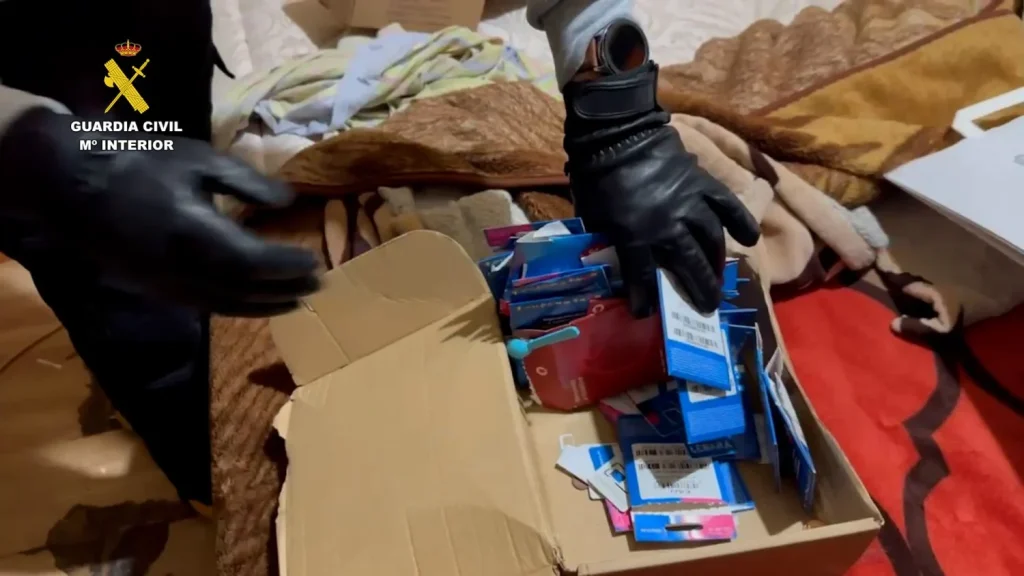 Operativo de la Guardia Civil contra las ciberestafas (Fuente: GC)