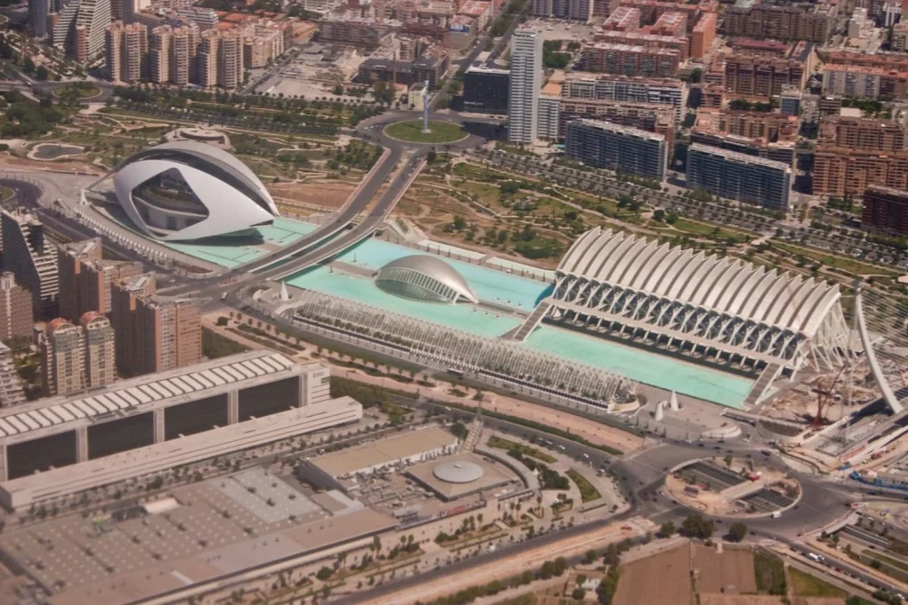 Ciudad de las Artes y las Ciencias, la Valencia futurista desde lo alto