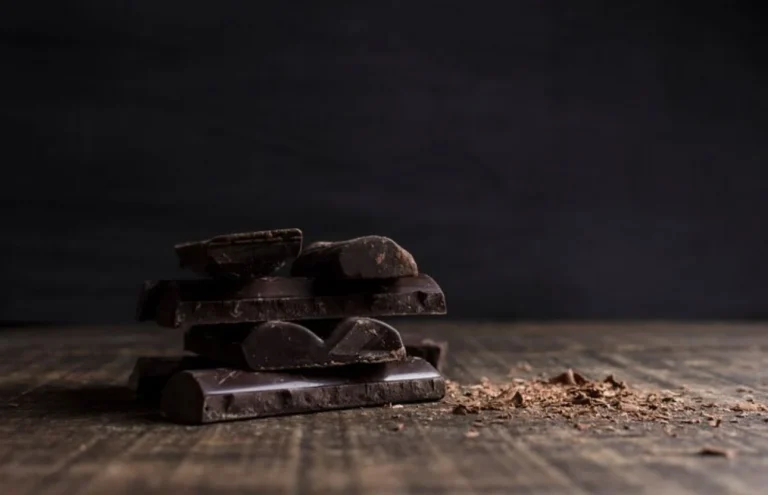 Inés Moreno, traumatóloga, sobre el chocolate negro: «ayuda a bajar la tensión arterial y a que tu cuerpo maneje la insulina como debe”