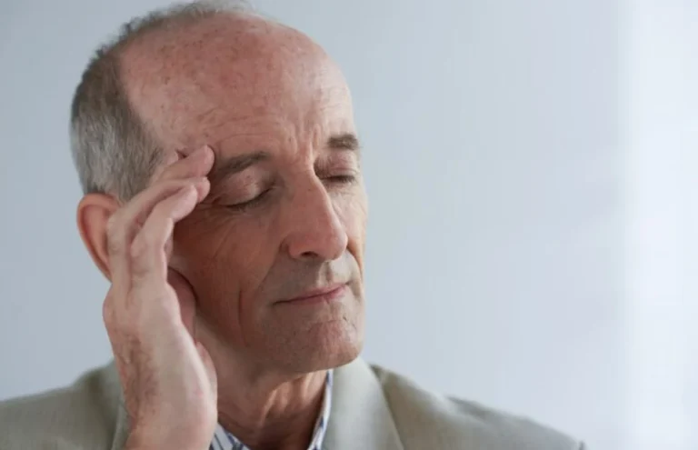 El Dr. Bueno, cardiologo, nos enseña las diferencias entre un ictus y un infarto