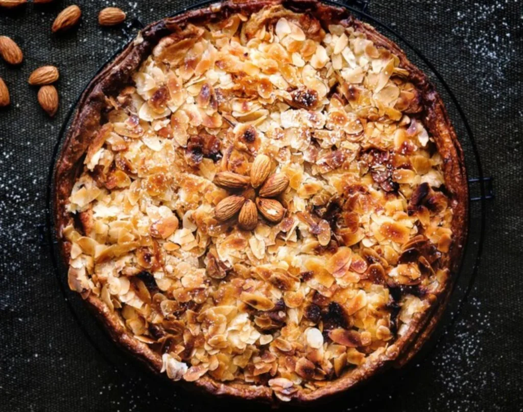 Solo necesitas esta tarta y una buena compañía para disfrutar