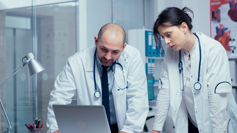 Naturalsoft transforma la gestión sanitaria con una mirada internacional