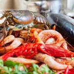 El Dr. Manzano nos aclara, de cara a los excesos de esta Navidad, si el marisco sube el colesterol