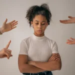 “La Policía Nacional ha dejado muy claro que el acoso escolar es denunciable”: César Fernández (51), abogado, explica las implicaciones legales del bullying