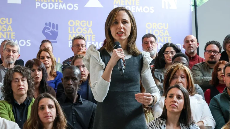 Podemos deja en fuera de juego a Sumar con la regularización de migrantes