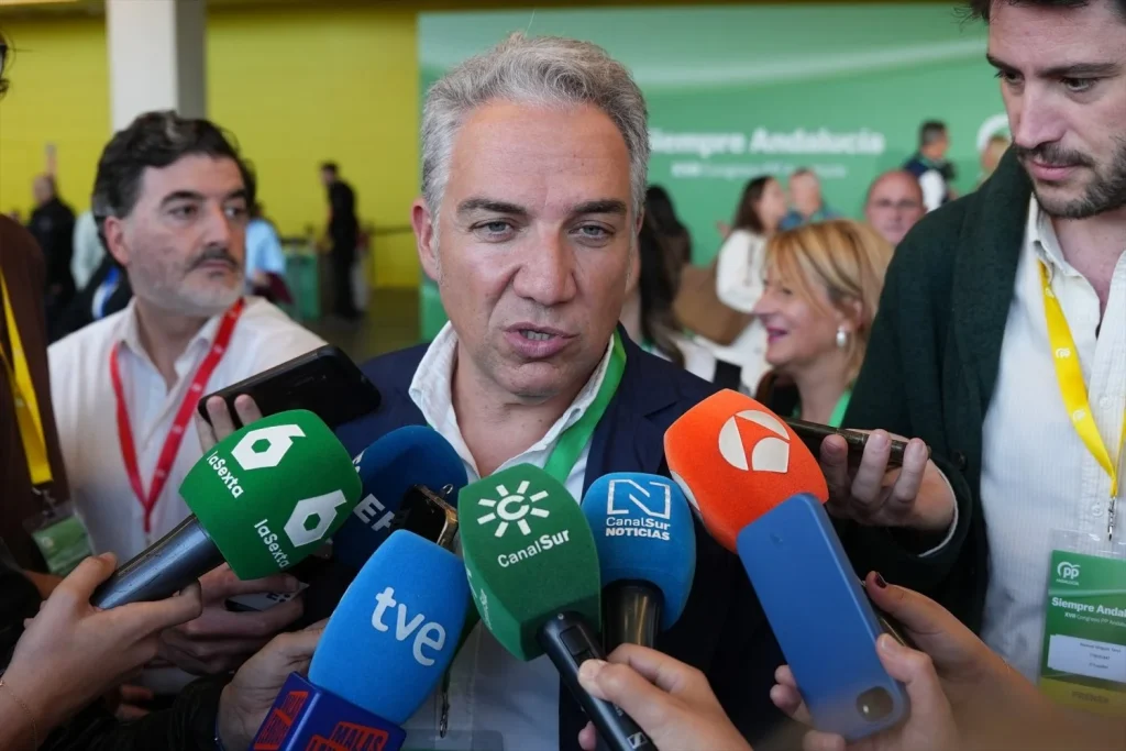 El vicesecretario de Coordinación Autonómica y Local + Análisis Electoral del Partido Popular, Elías Bendodo, durante el comienzo del XVII Congreso del PP Andaluz (Fuente: Agencias)